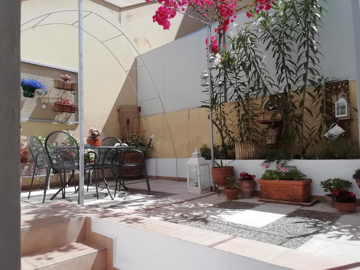 Amazing Semi-Basement Art Apartment Easy Walk To Nafplio Centre Exterior foto