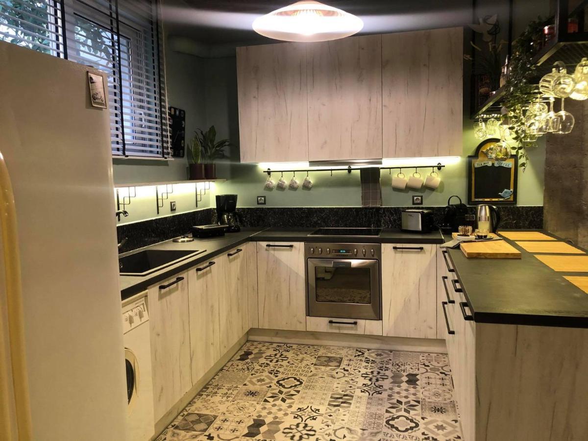Amazing Semi-Basement Art Apartment Easy Walk To Nafplio Centre Exterior foto